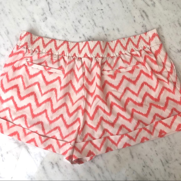 Soulmates Patterned Shorts - Picture 2 of 3